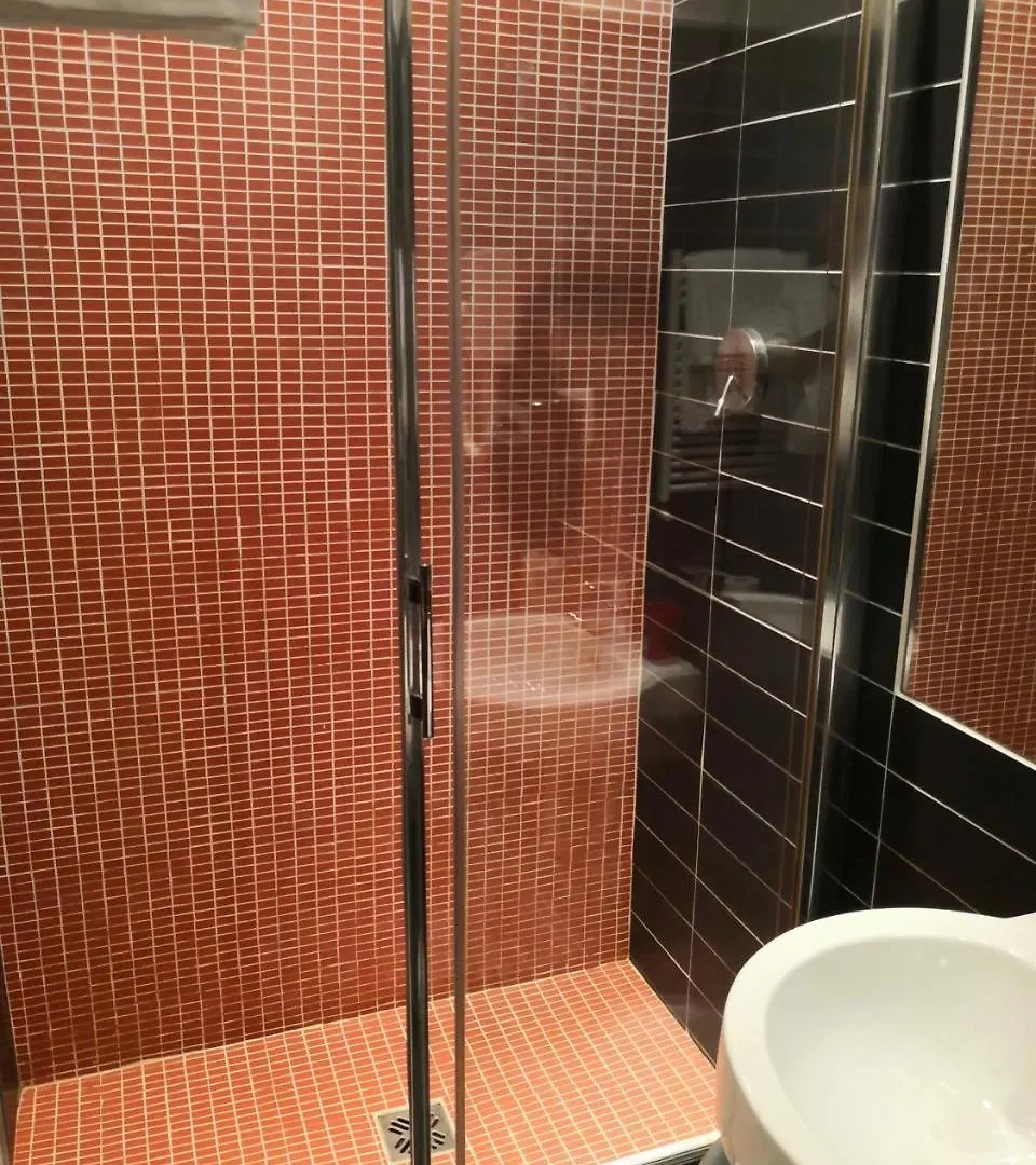Mari Hotel Rome 2*,  Italy